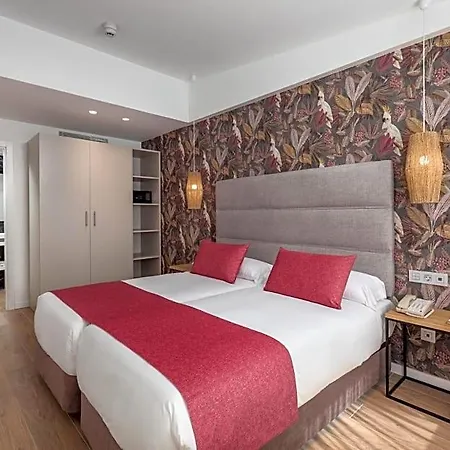فندق Kumara Serenoa By Lopesan 4*