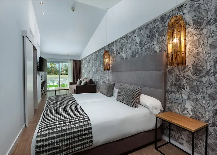 Kumara Serenoa By Lopesan 호텔 4*