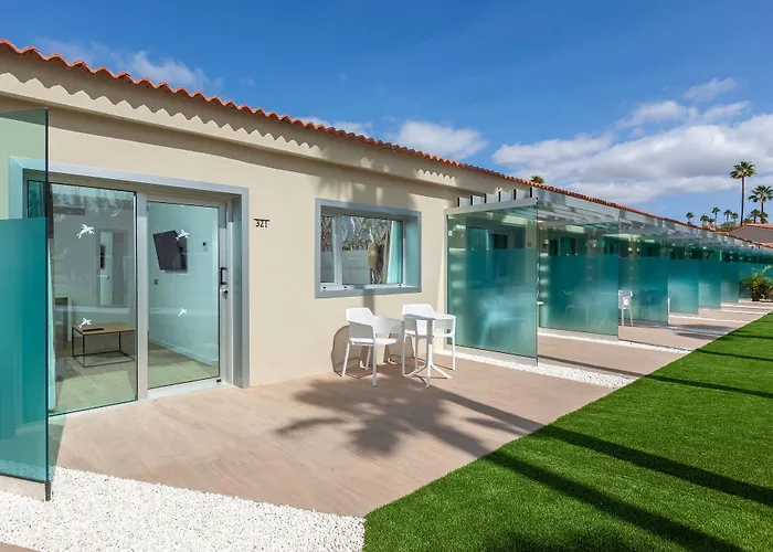 Kumara Serenoa By Lopesan 호텔